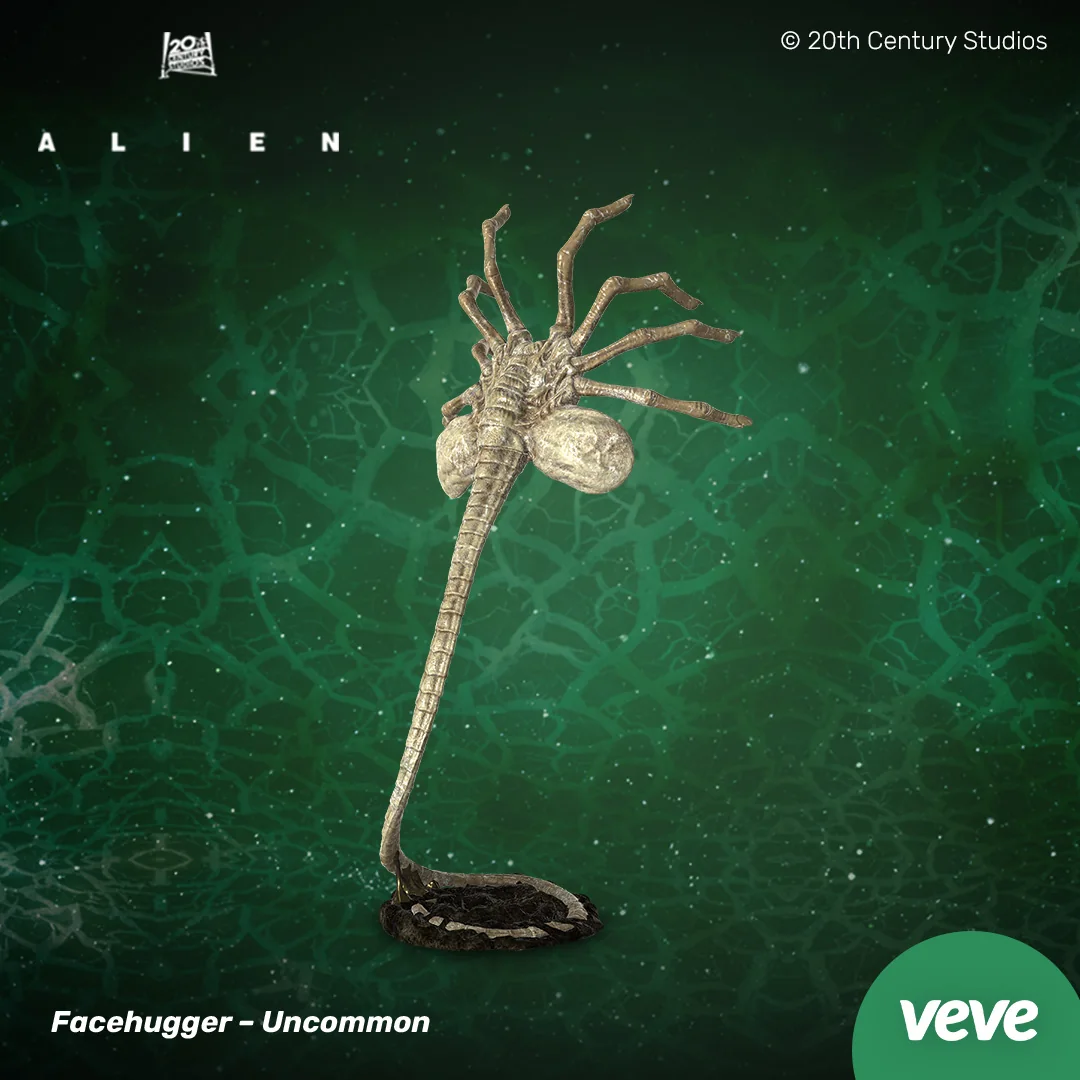 Facehugger aus Alien als VeVe Collectible vor grünem Hintergrund, freigestellt und mit sichtbarem Uncommon-Hinweis.