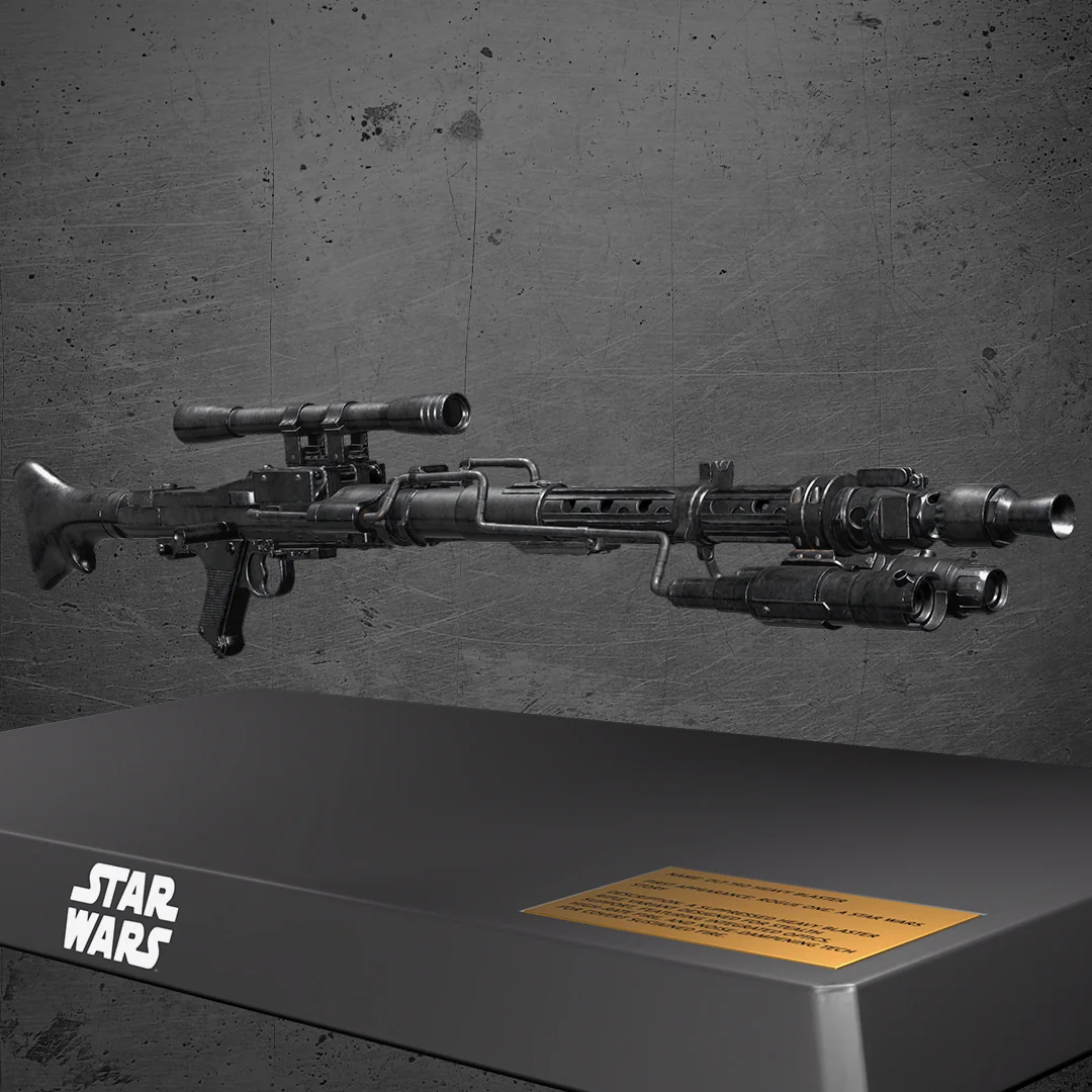 Star Wars DLT-19D Heavy Blaster als digitales VeVe-Collectible auf Sockel, seitlich freigestellt vor grauem Hintergrund.